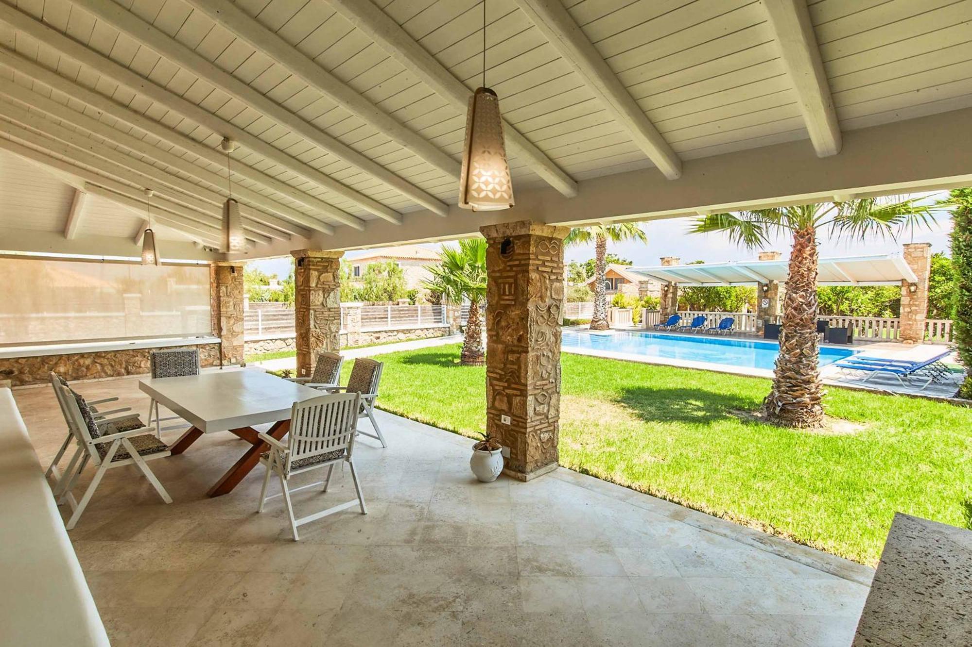 Villa St Dennis Makris Gialos  Dış mekan fotoğraf